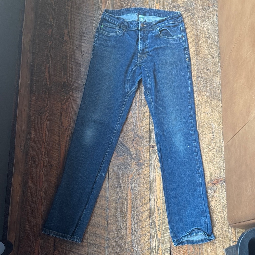 Stio Men's Slim Jeans in Dark Blue Wash